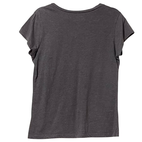 Disney  Pocahontas Gray Size Junior XL Graphic V Neck Tee - Picture 3 of 8